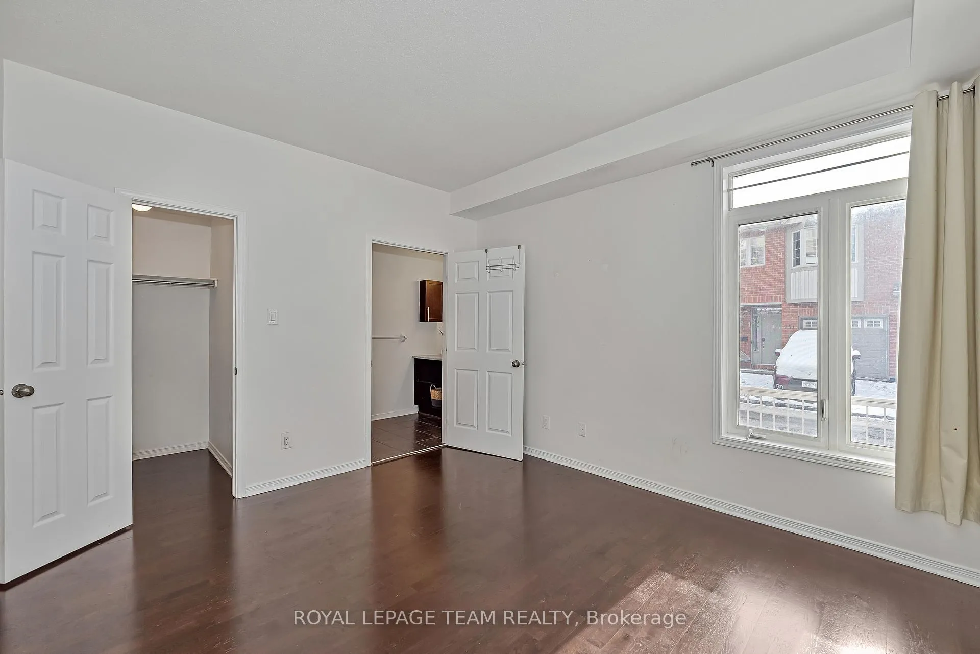 Photo 19 of Unit B, 250 Meilleur Private, Ottawa, Vanier — HOMEH