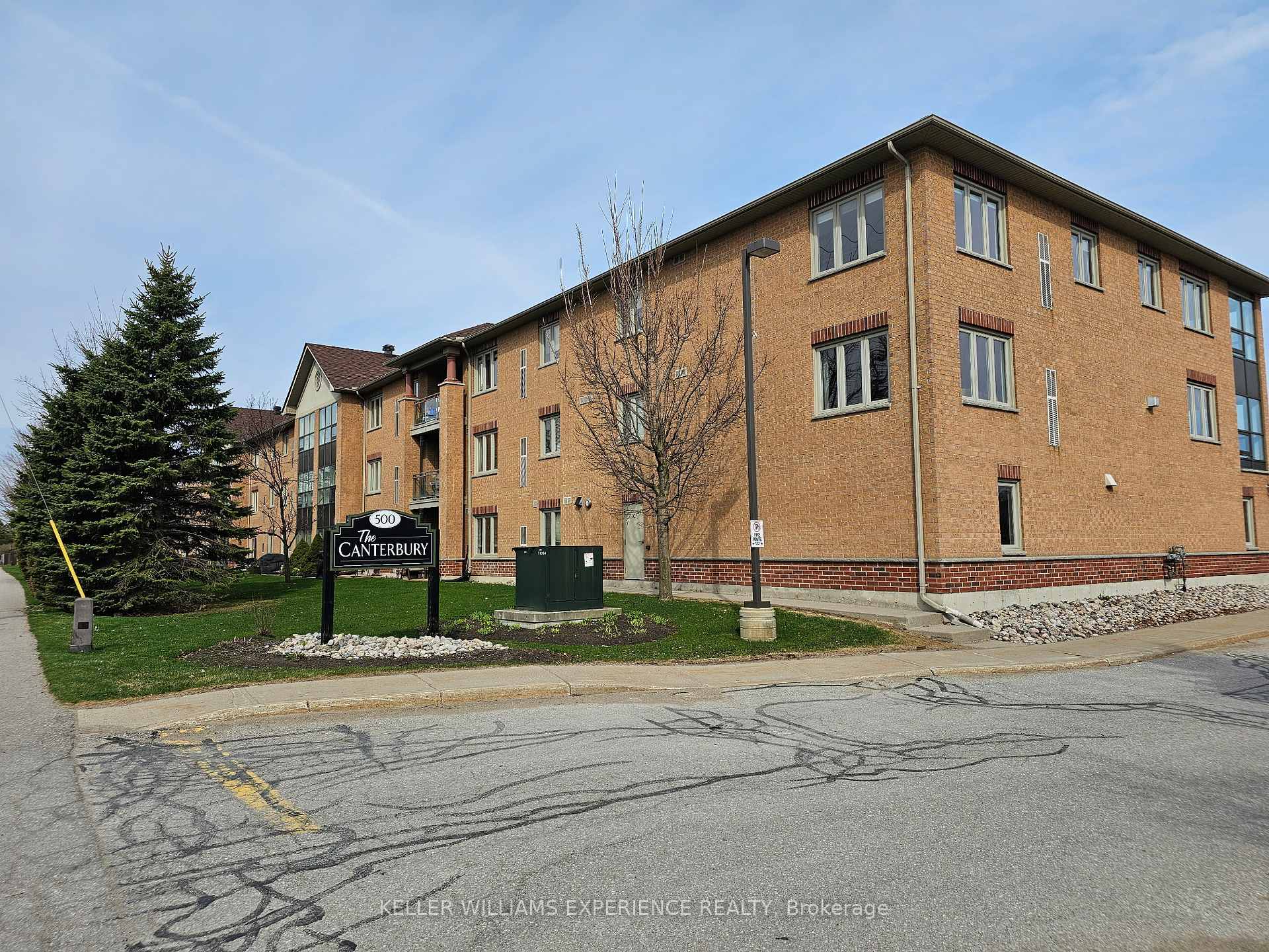 Photo 1 of Unit 109, 500 Mapleview Drive W, Barrie, Holly — HOMEH