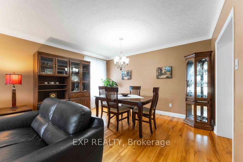 Photo 4 of 6 Lyall Street, Ottawa, City View/Skyline/Fisher Heights/Parkwood Hills — HOMEH