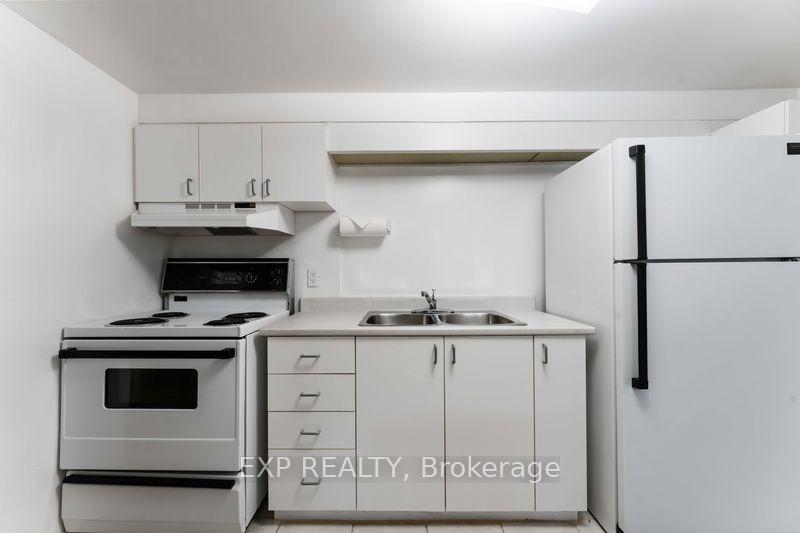 Photo 24 of 6 Lyall Street, Ottawa, City View/Skyline/Fisher Heights/Parkwood Hills — HOMEH