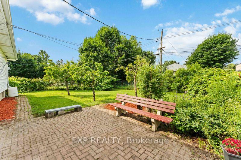 Photo 32 of 6 Lyall Street, Ottawa, City View/Skyline/Fisher Heights/Parkwood Hills — HOMEH