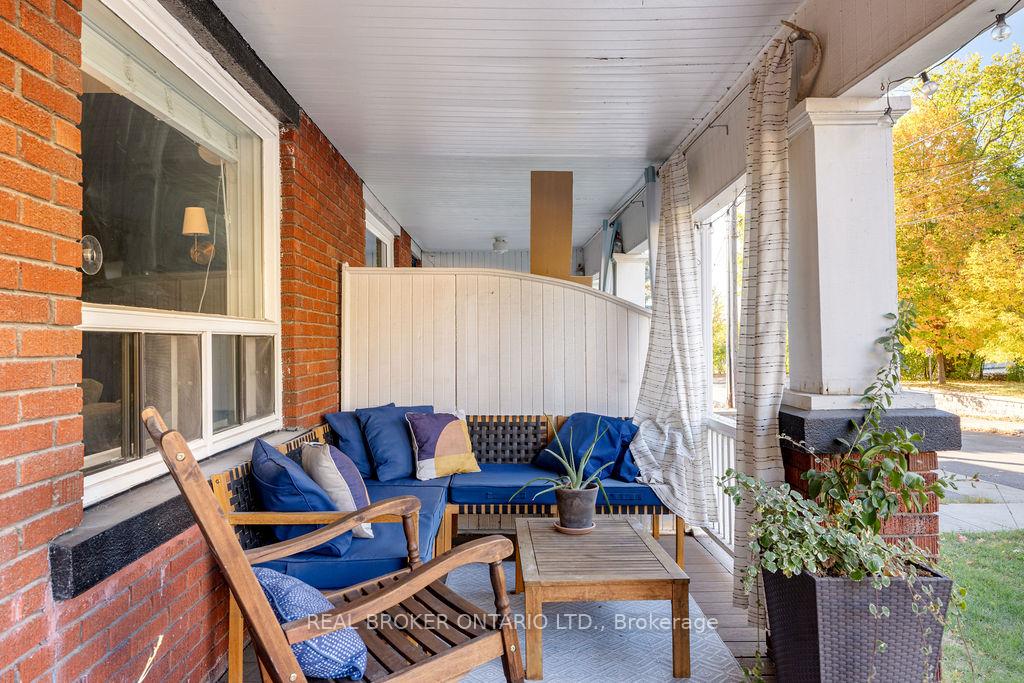 Photo 18 of 23 Lakeview Terrace, Ottawa, Dows Lake — HOMEH