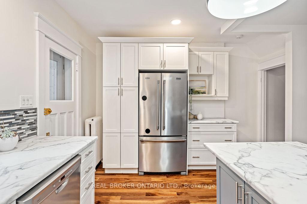 Photo 20 of 23 Lakeview Terrace, Ottawa, Dows Lake — HOMEH