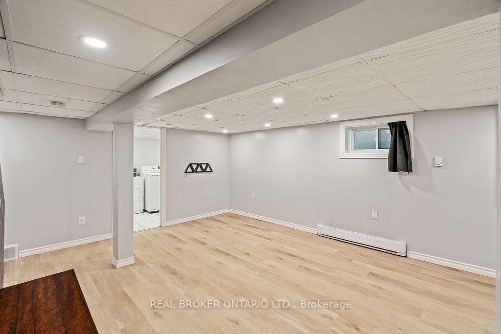 Photo 31 of 23 Lakeview Terrace, Ottawa, Dows Lake — HOMEH