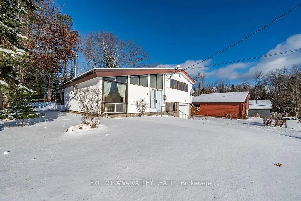Photo 30 of 3 Newton Crescent, Deep River — HOMEH