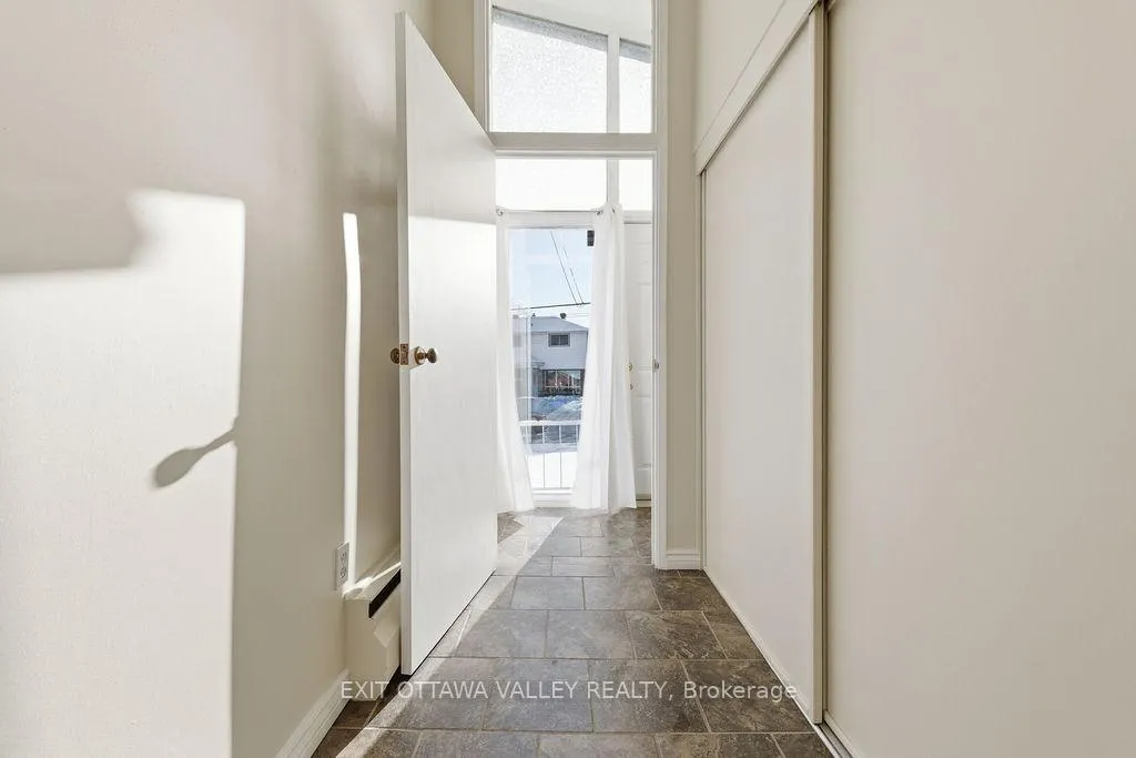 Photo of 3 Newton Crescent