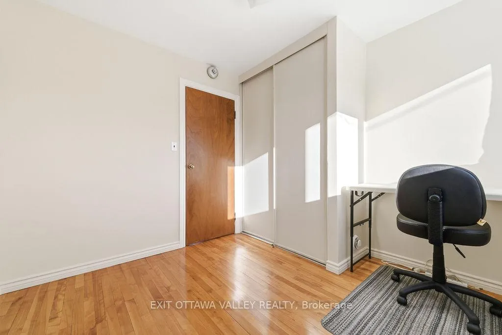 Photo 15 of 3 Newton Crescent, Deep River — HOMEH