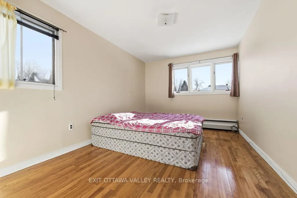 Photo 19 of 3 Newton Crescent, Deep River — HOMEH