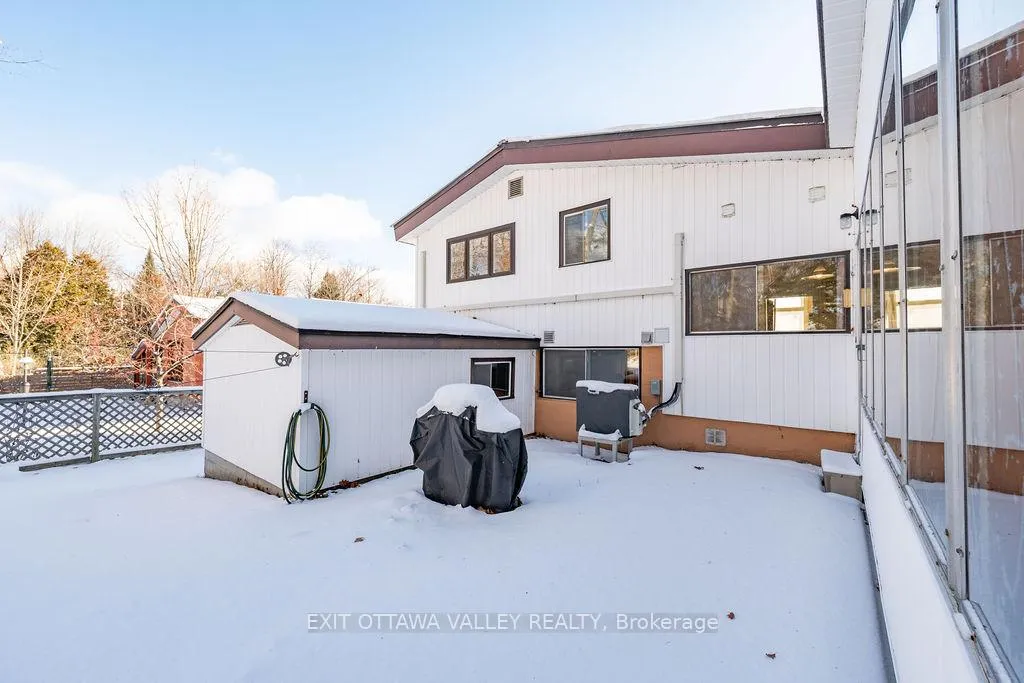 Photo 34 of 3 Newton Crescent, Deep River — HOMEH