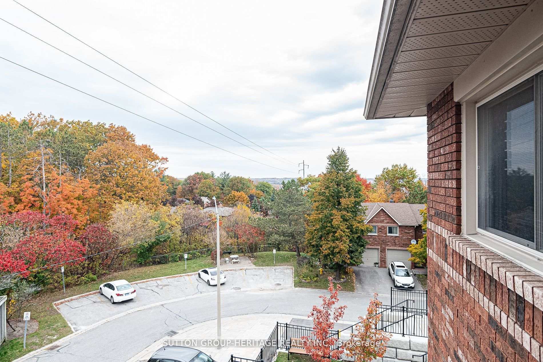 Photo 7 of Unit 307, 1 Quail Crescent, Barrie, Ardagh — HOMEH