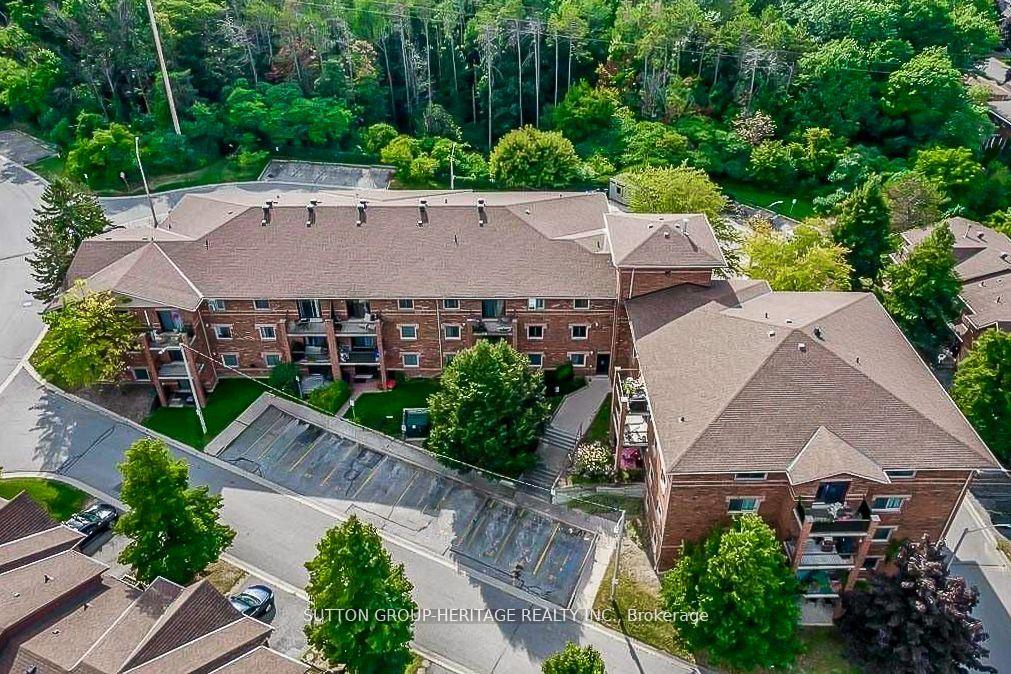 Photo 15 of Unit 307, 1 Quail Crescent, Barrie, Ardagh — HOMEH