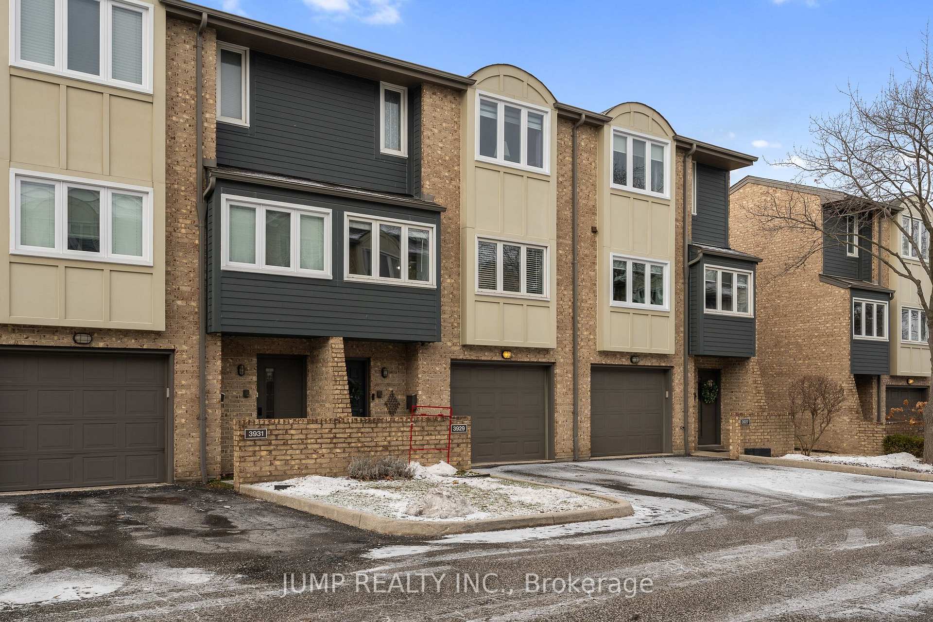 Photo 37 of Unit 3, 3929 Riverside Drive, Windsor — HOMEH