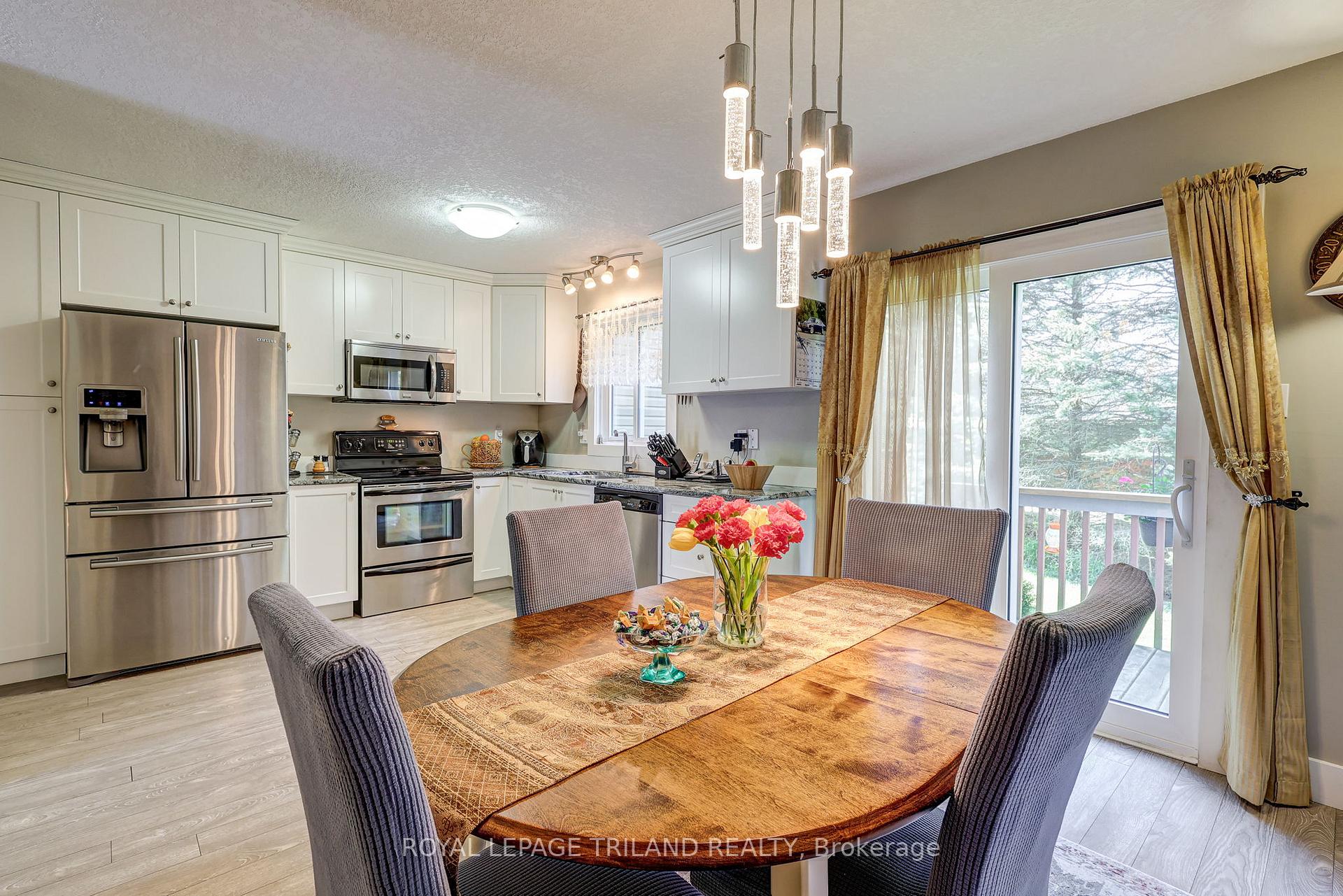 Photo 15 of Unit 6, 301 Carlow Road, Central Elgin, Rural Central Elgin — HOMEH