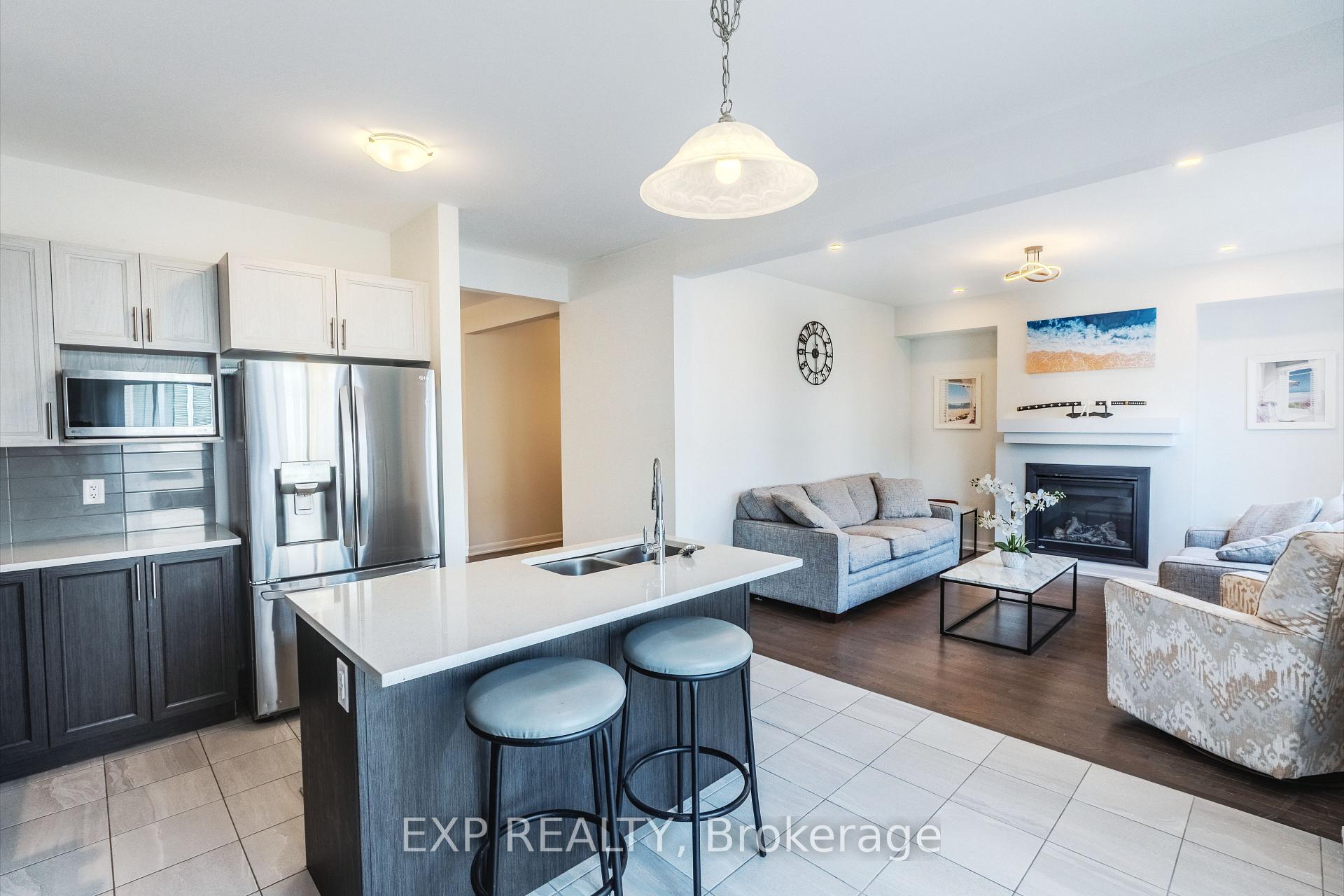Photo 10 of 818 Cappamore Drive, Ottawa, Barrhaven - Half Moon Bay — HOMEH