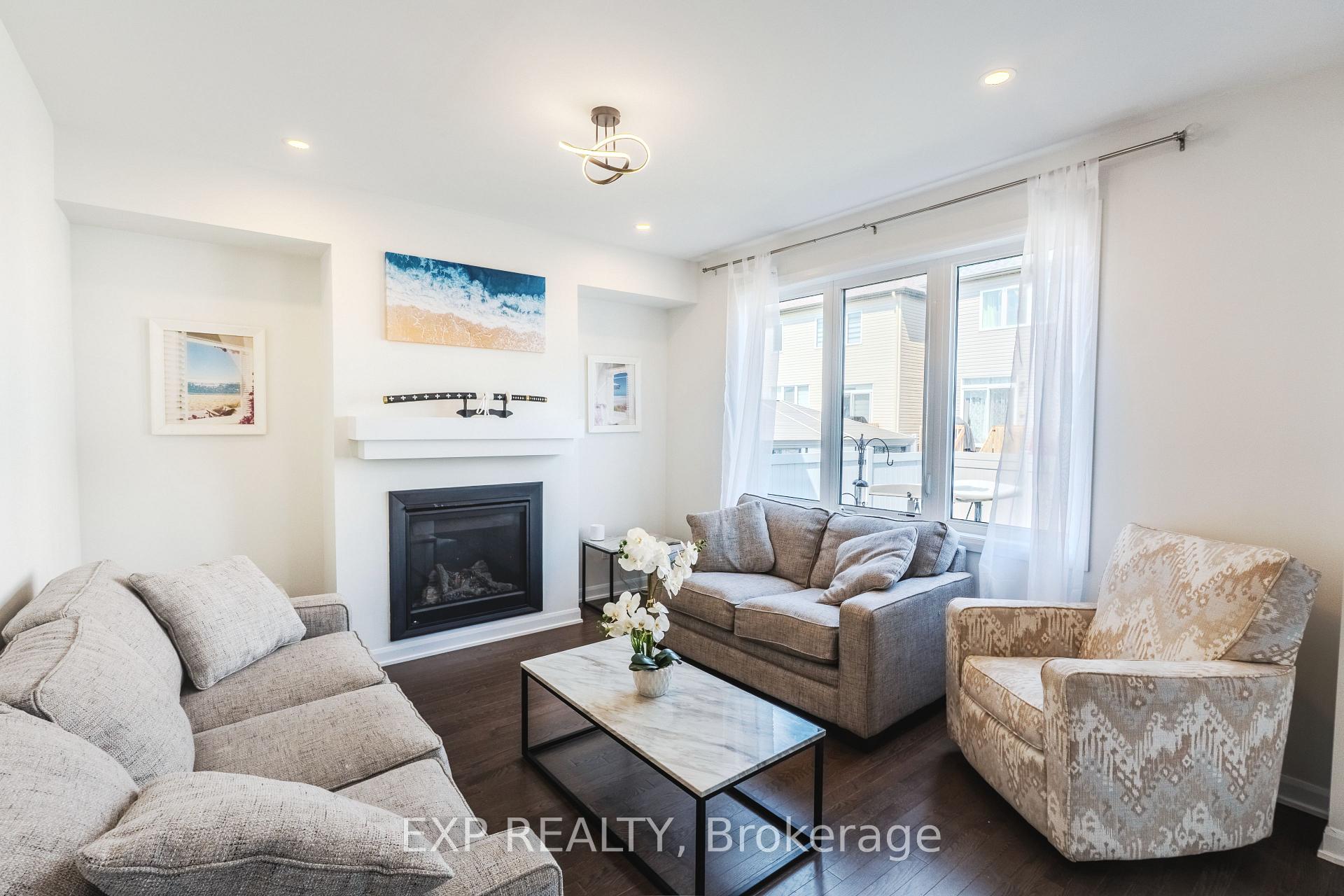 Photo 14 of 818 Cappamore Drive, Ottawa, Barrhaven - Half Moon Bay — HOMEH