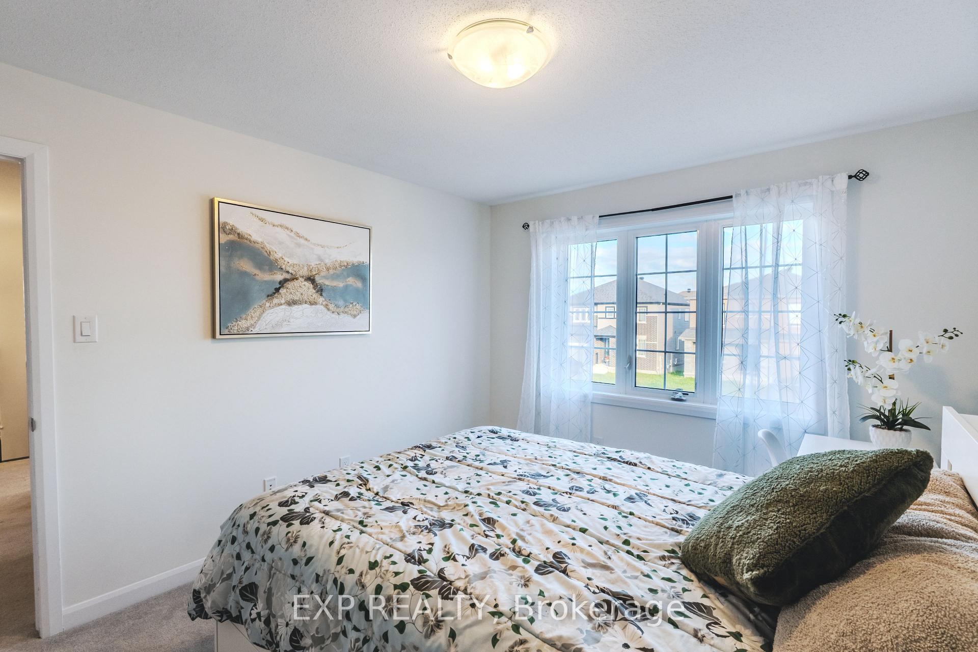 Photo 25 of 818 Cappamore Drive, Ottawa, Barrhaven - Half Moon Bay — HOMEH