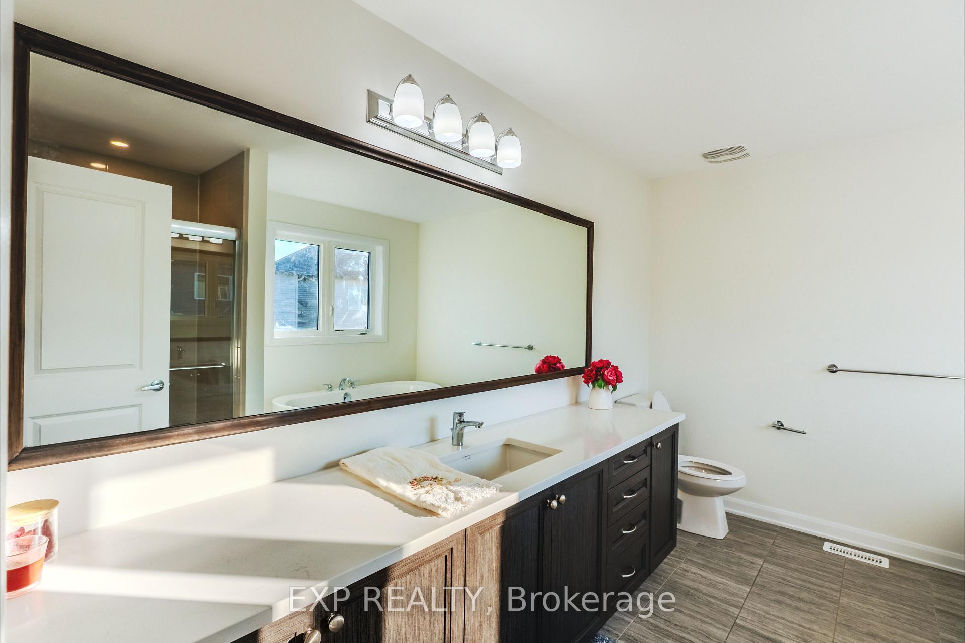 Photo 35 of 818 Cappamore Drive, Ottawa, Barrhaven - Half Moon Bay — HOMEH