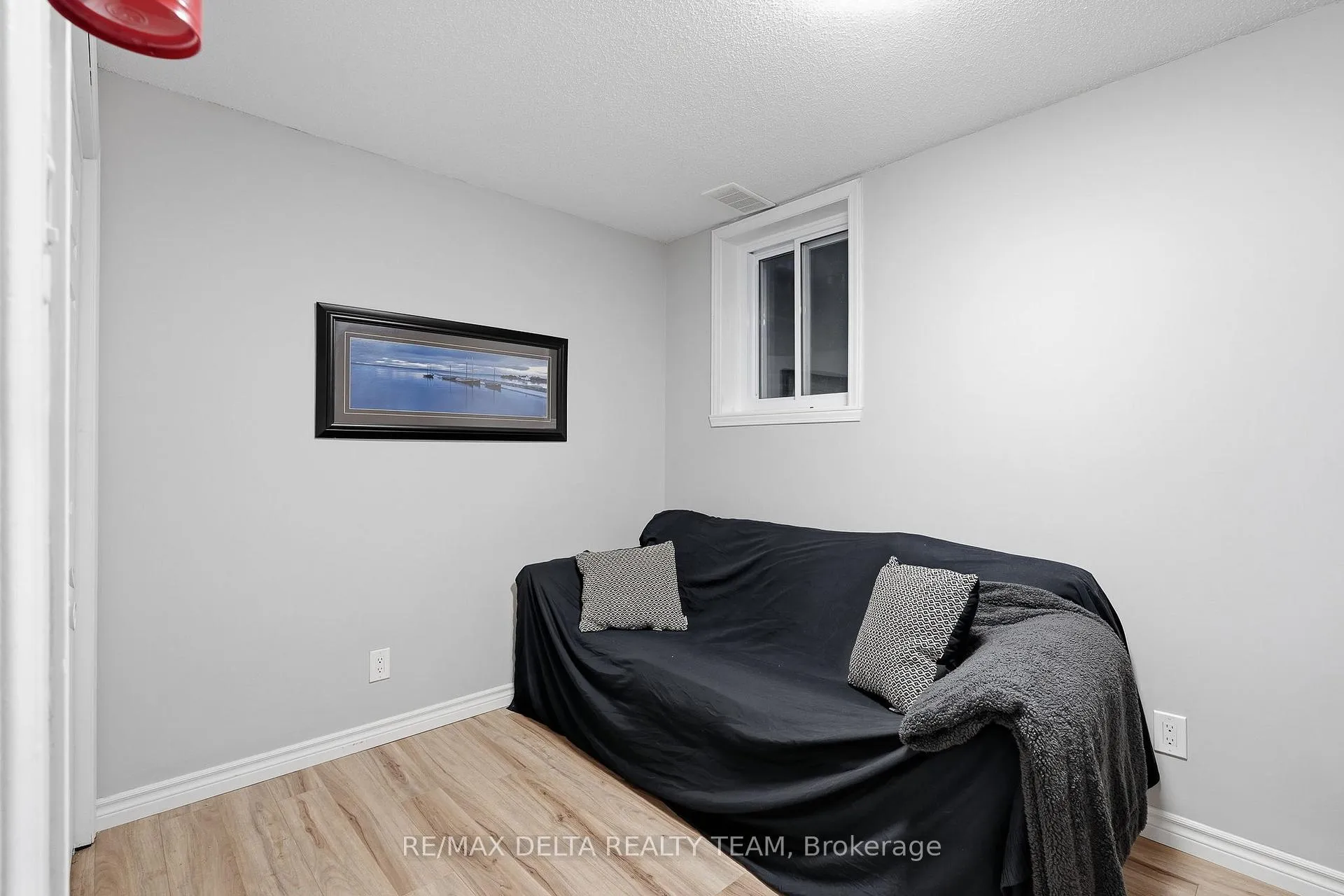 Photo 4 of 198 Provender Avenue, Ottawa, CFB Rockcliffe and Area — HOMEH