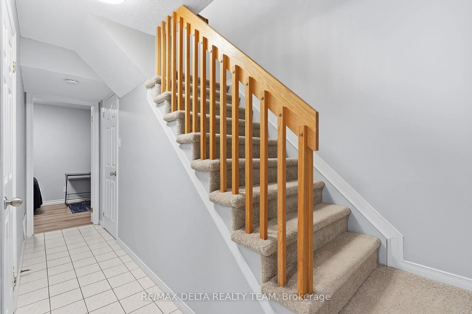 Photo 5 of 198 Provender Avenue, Ottawa, CFB Rockcliffe and Area — HOMEH