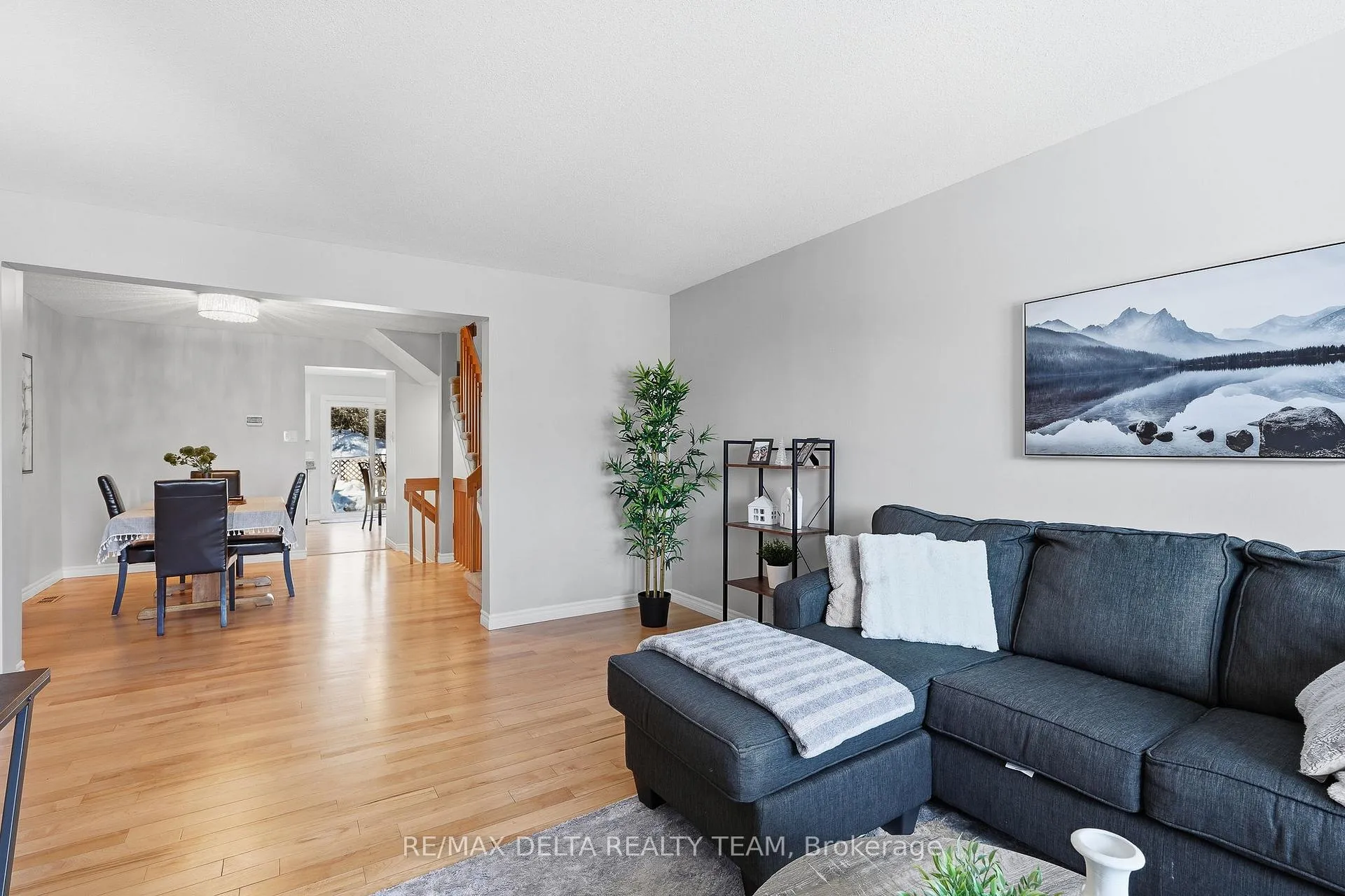 Photo 8 of 198 Provender Avenue, Ottawa, CFB Rockcliffe and Area — HOMEH