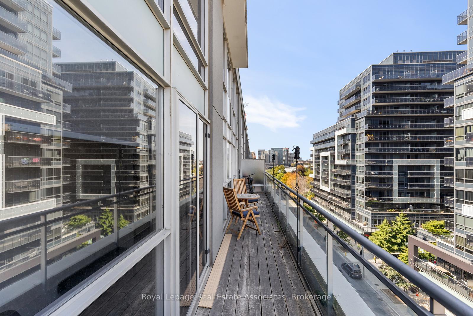 Photo 15 of Unit 826, 1029 King Street W, Toronto, Niagara — HOMEH