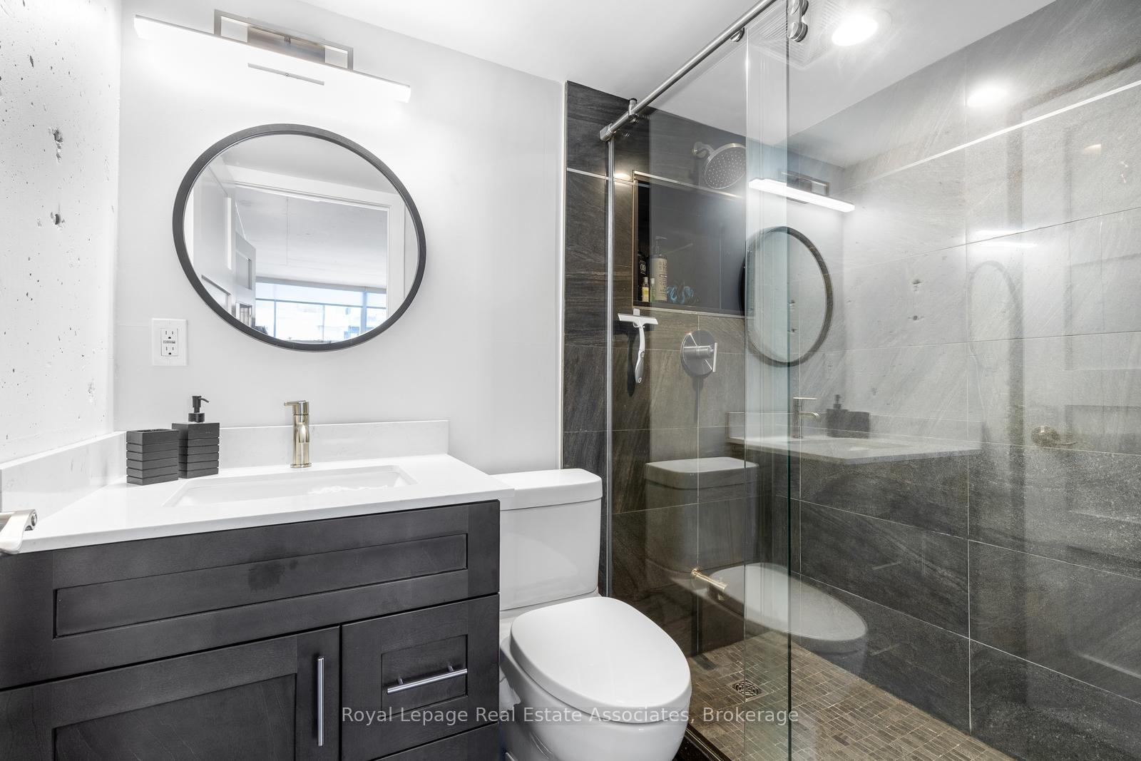 Photo 19 of Unit 826, 1029 King Street W, Toronto, Niagara — HOMEH