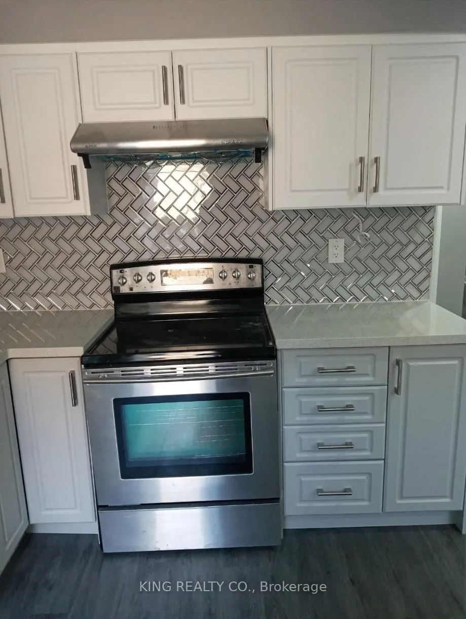 Photo 4 of Unit Basement, 72 Twistleton Street, Caledon, Caledon Village — HOMEH