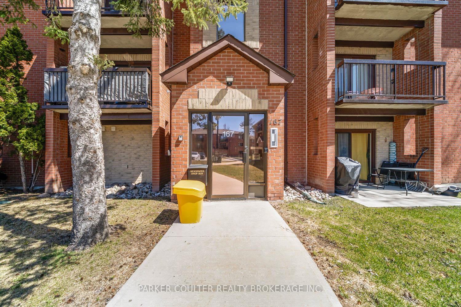 Photo 6 of Unit E5, 167 Edgehill Drive, Barrie, Letitia Heights — HOMEH