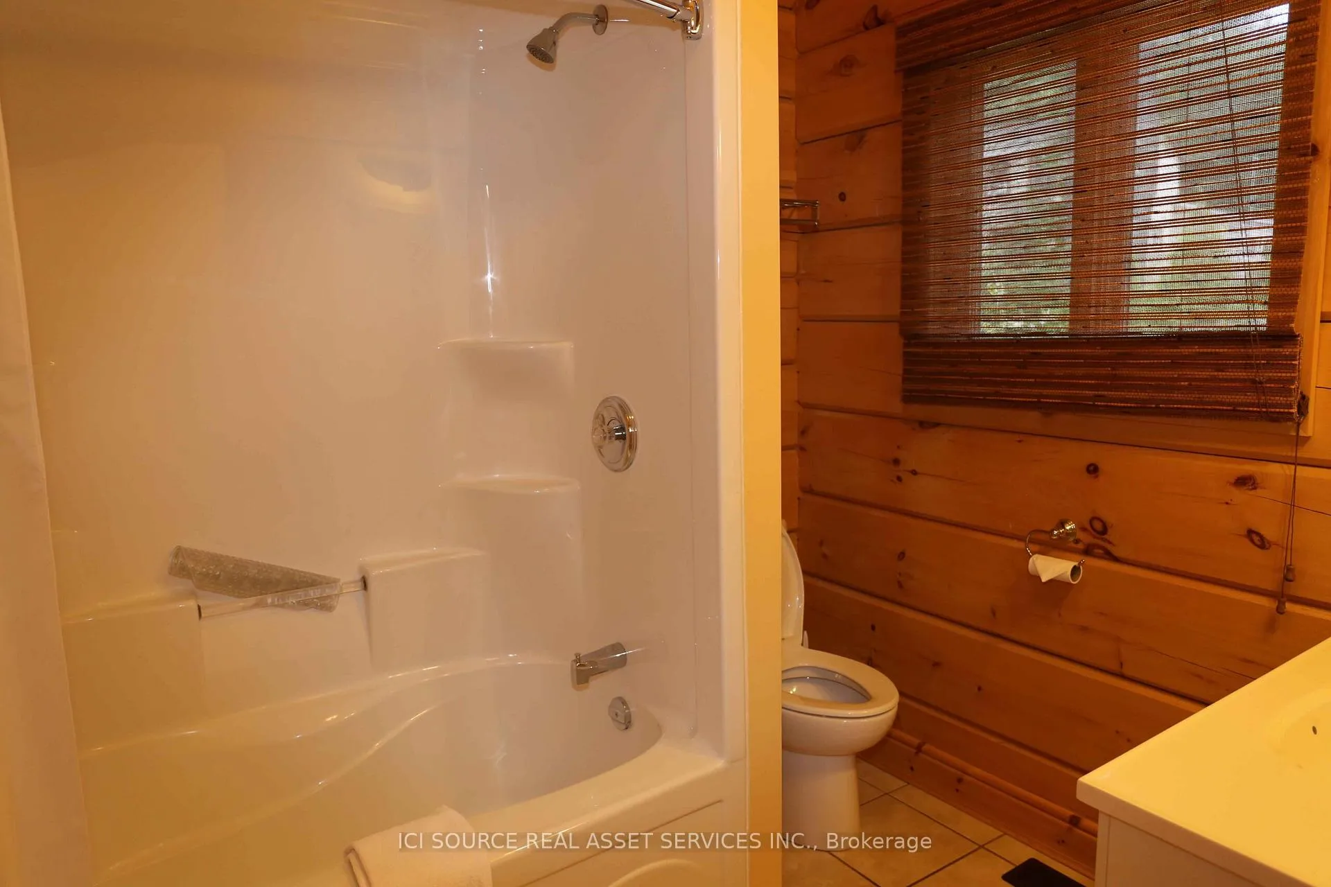 Photo 9 of Unit C, 1016 Twin Pine Lane, Frontenac, Frontenac North — HOMEH