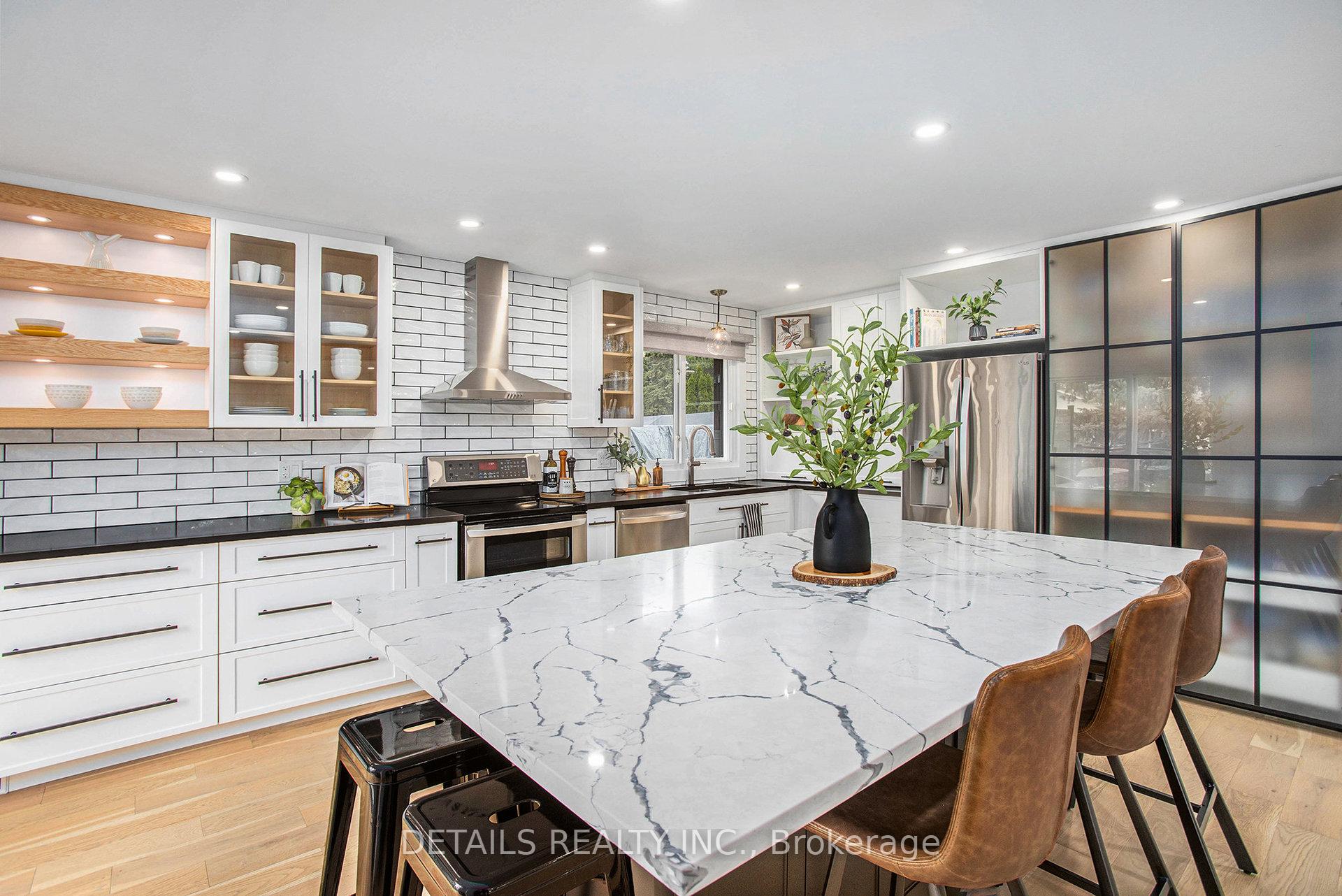 Photo 3 of 1575 Maxime Street, Ottawa, Pineview — HOMEH