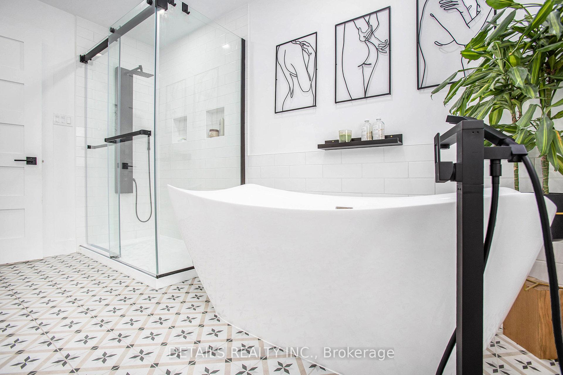 Photo 13 of 1575 Maxime Street, Ottawa, Pineview — HOMEH