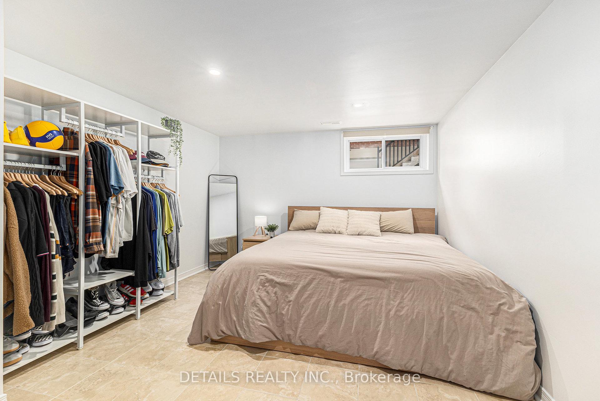 Photo 18 of 1575 Maxime Street, Ottawa, Pineview — HOMEH