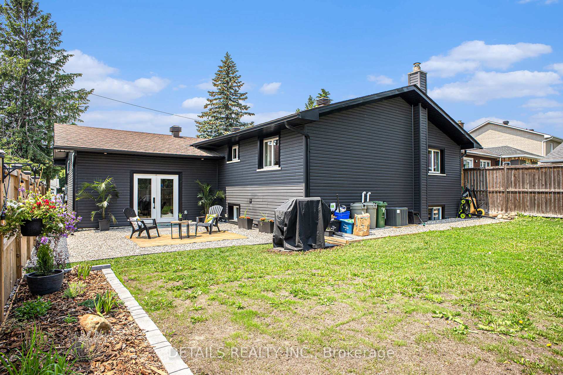 Photo 32 of 1575 Maxime Street, Ottawa, Pineview — HOMEH