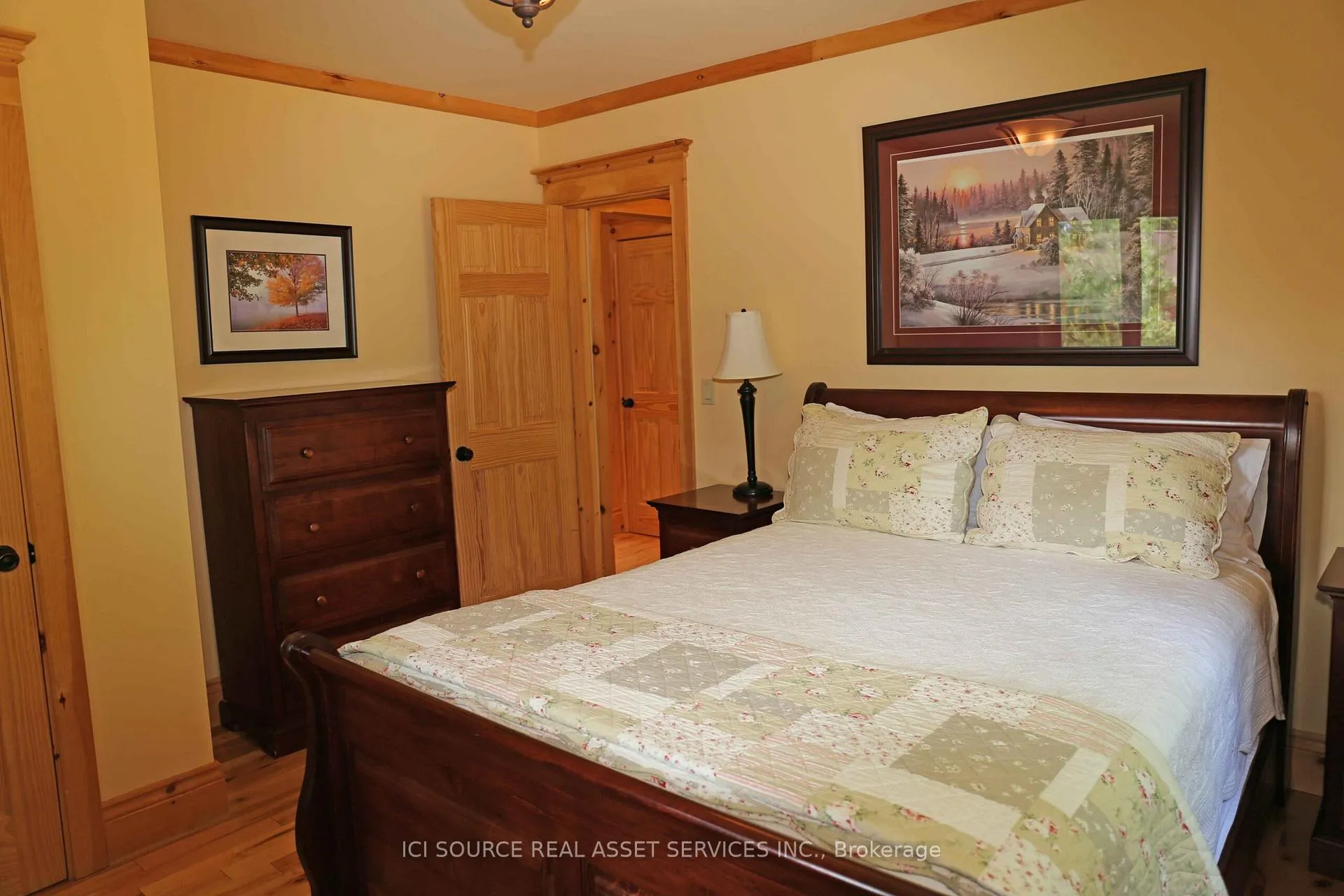 Photo 6 of Unit B, 1016 Twin Pine Lane, Frontenac, Frontenac North — HOMEH