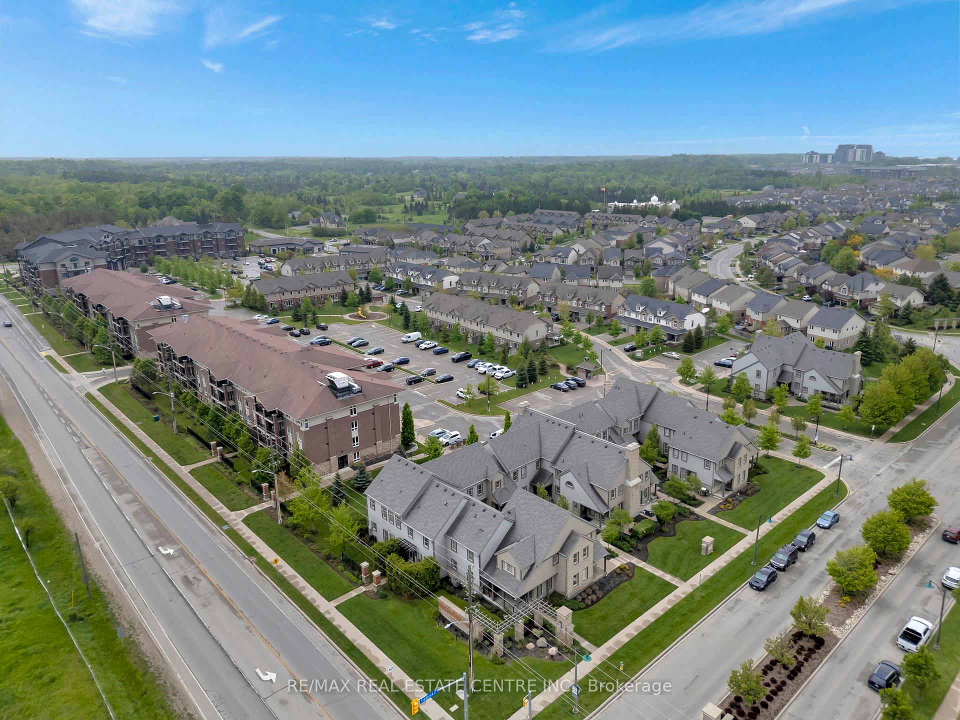 Photo 6 of Unit 13, 101 Frederick Drive, Guelph, Pineridge/Westminster Woods — HOMEH