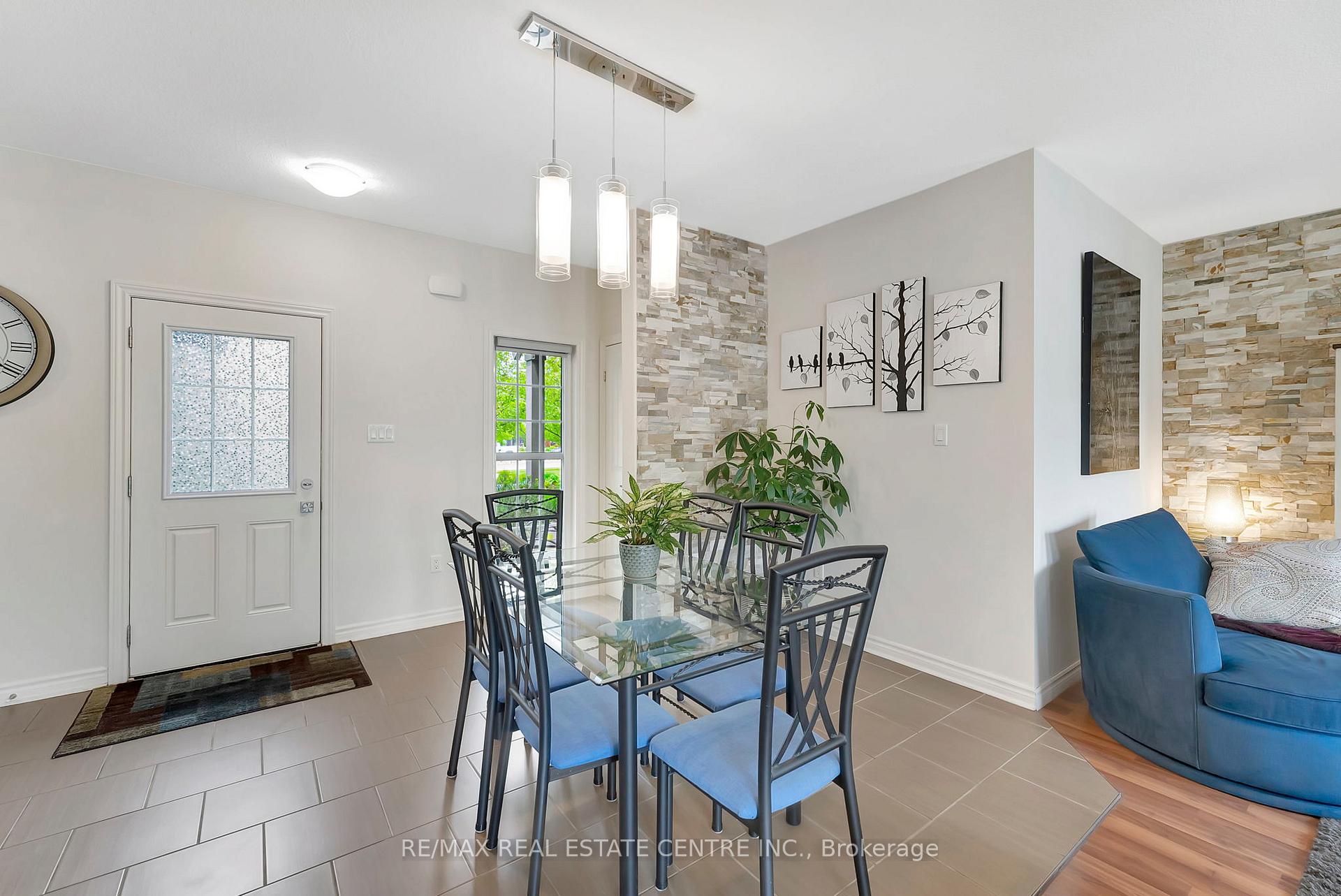 Photo 12 of Unit 13, 101 Frederick Drive, Guelph, Pineridge/Westminster Woods — HOMEH