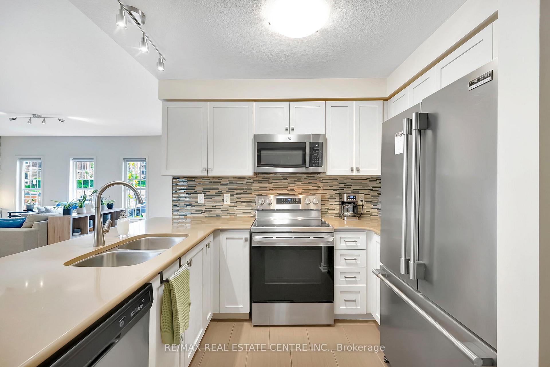 Photo 23 of Unit 13, 101 Frederick Drive, Guelph, Pineridge/Westminster Woods — HOMEH