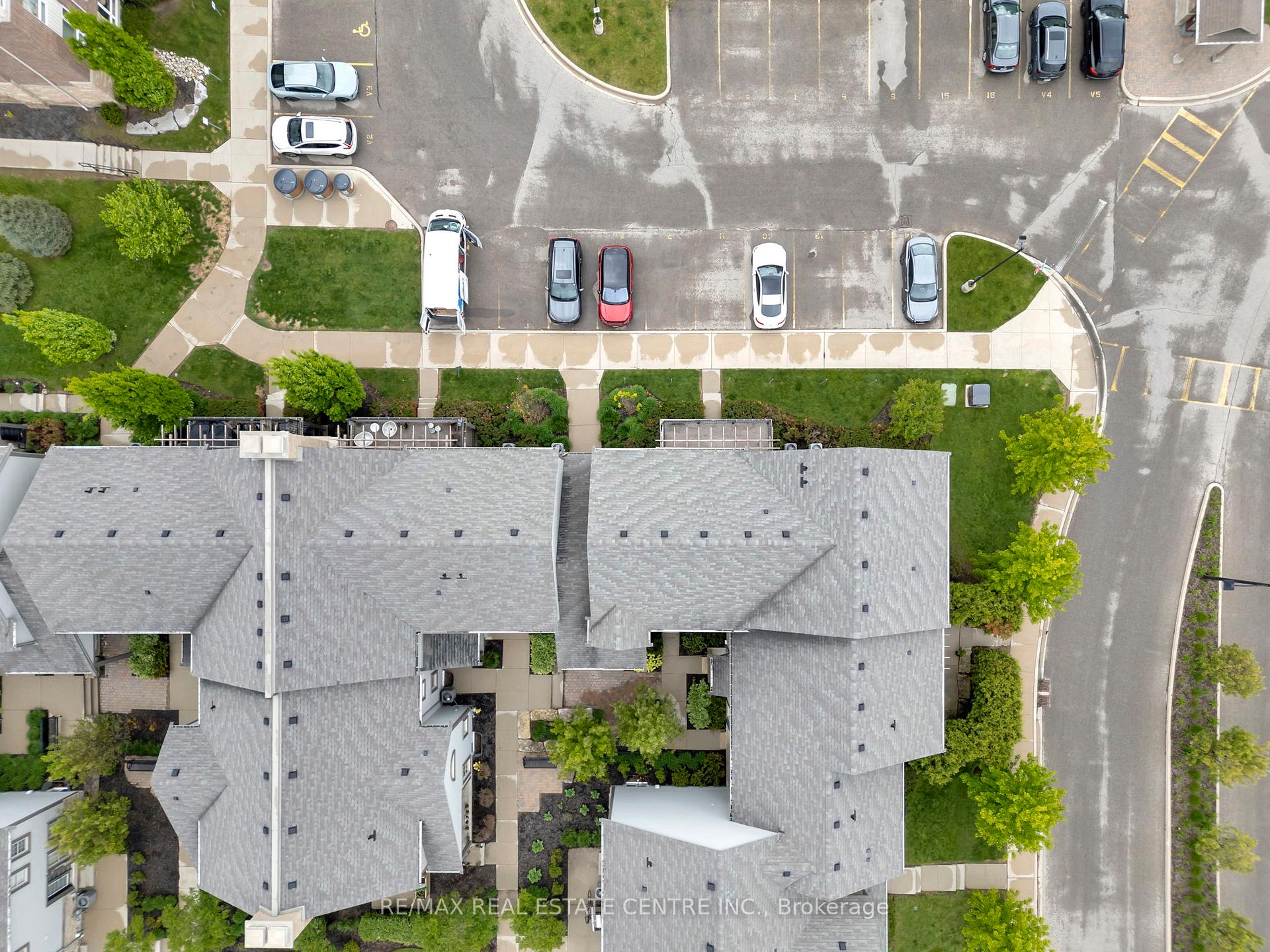 Photo 44 of Unit 13, 101 Frederick Drive, Guelph, Pineridge/Westminster Woods — HOMEH