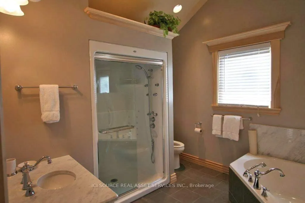 Photo 15 of Unit A, 1016 Twin Pine Lane, Frontenac, Frontenac North — HOMEH