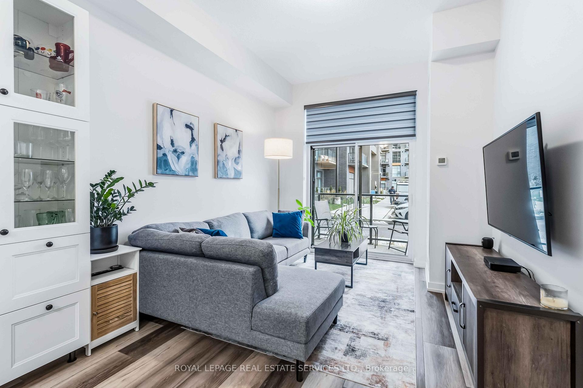 Photo 10 of Unit 111, 450 Dundas Street E, Hamilton, Waterdown — HOMEH