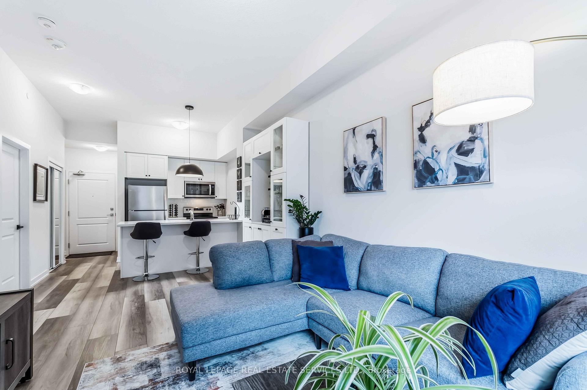 Photo 12 of Unit 111, 450 Dundas Street E, Hamilton, Waterdown — HOMEH