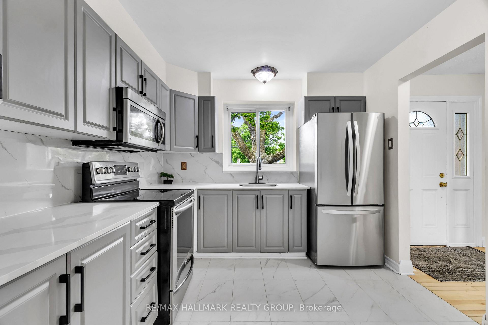 Photo 8 of Unit 46, 434A Moodie Drive, Ottawa, Westcliffe Estates — HOMEH