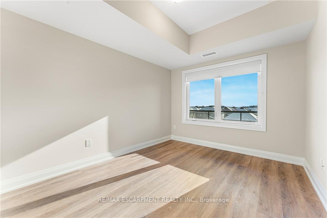 Photo 29 of Unit 312, 118 Summersides Boulevard, Pelham, Fonthill — HOMEH