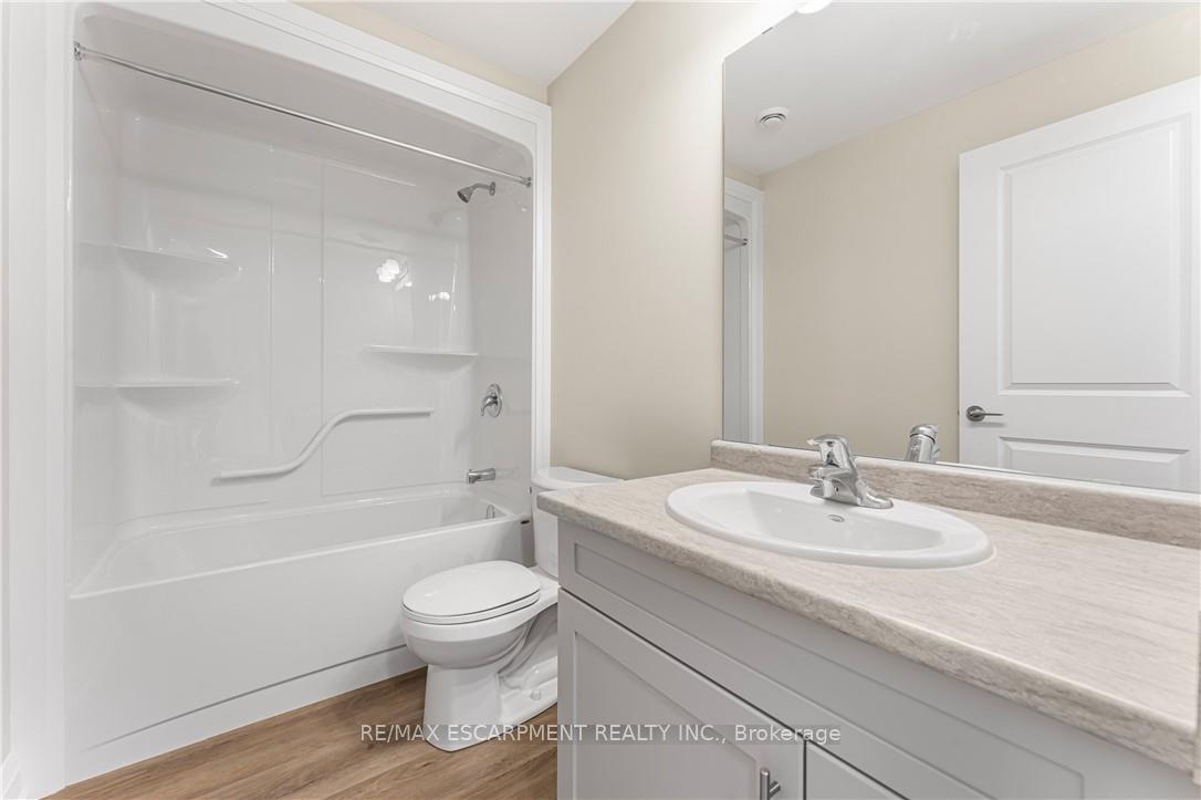 Photo 12 of Unit 312, 118 Summersides Boulevard, Pelham, Fonthill — HOMEH