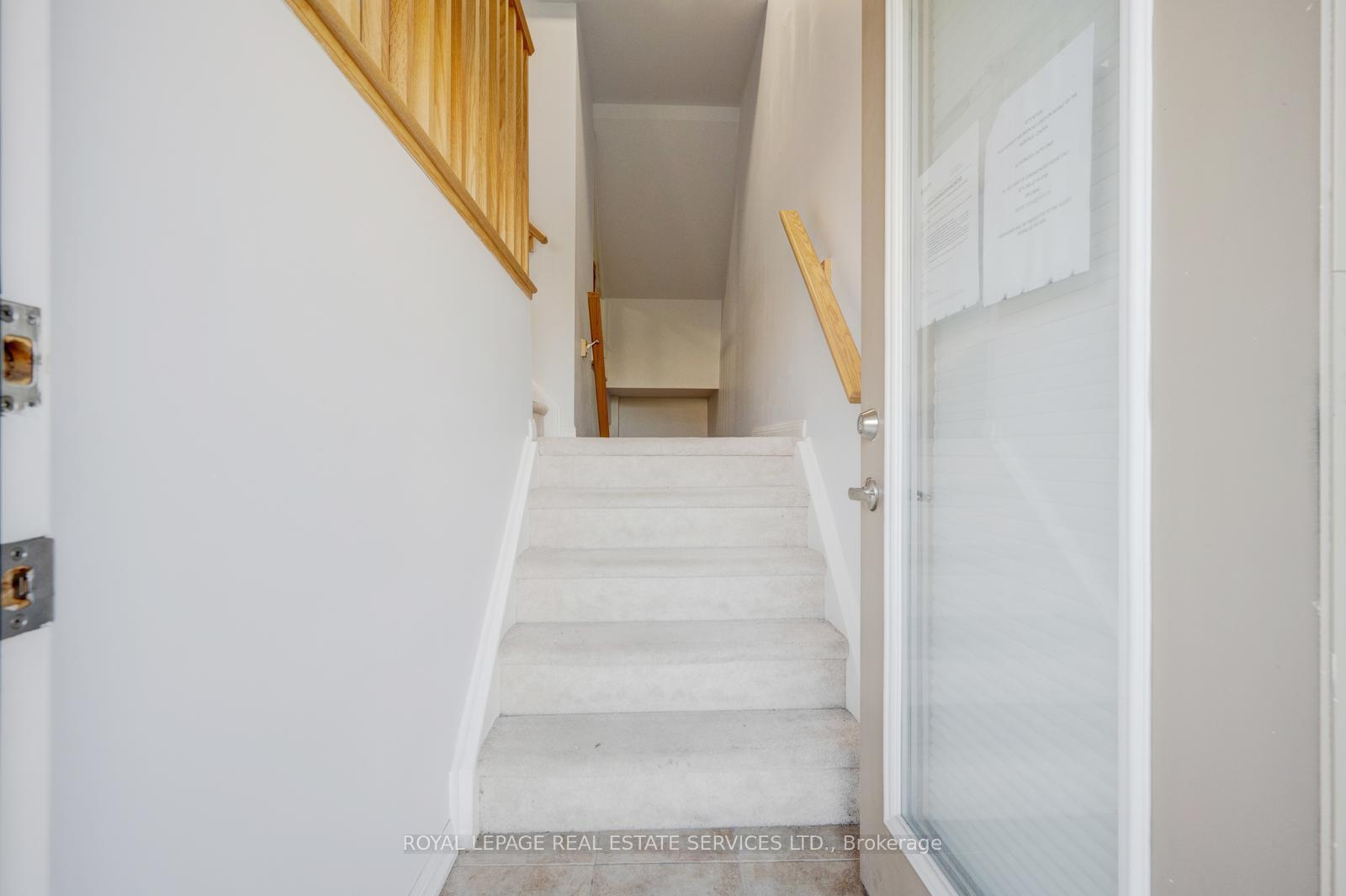 Photo 7 of Unit 7, 3185 Boxford Crescent, Mississauga, Churchill Meadows — HOMEH