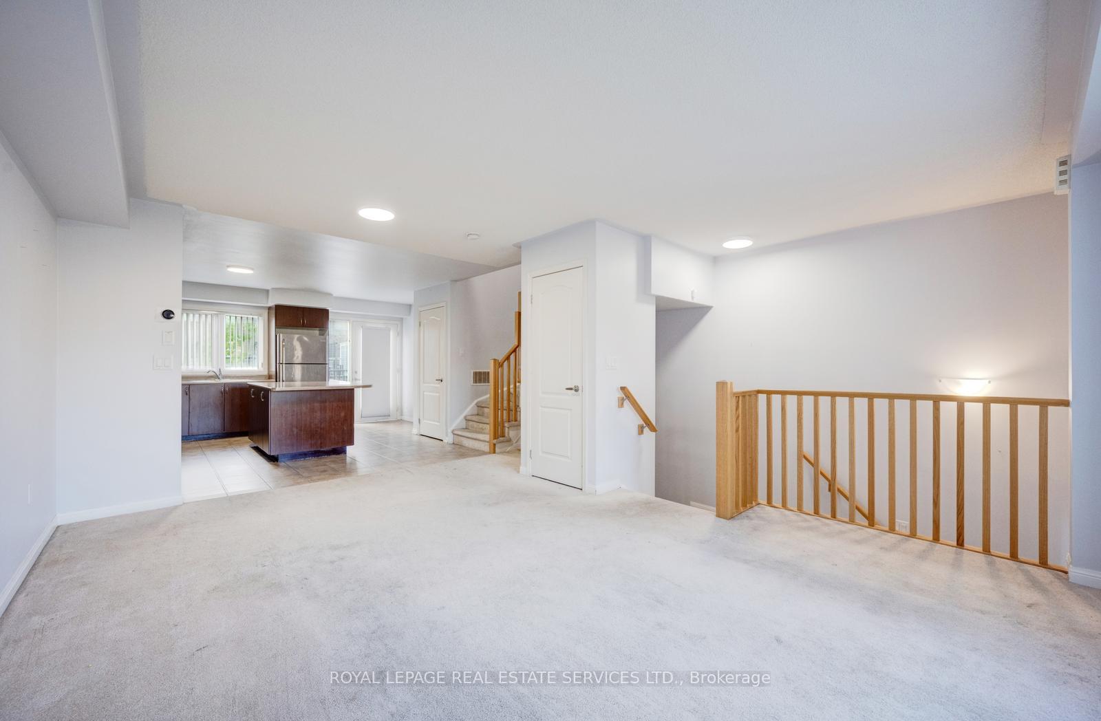 Photo 10 of Unit 7, 3185 Boxford Crescent, Mississauga, Churchill Meadows — HOMEH