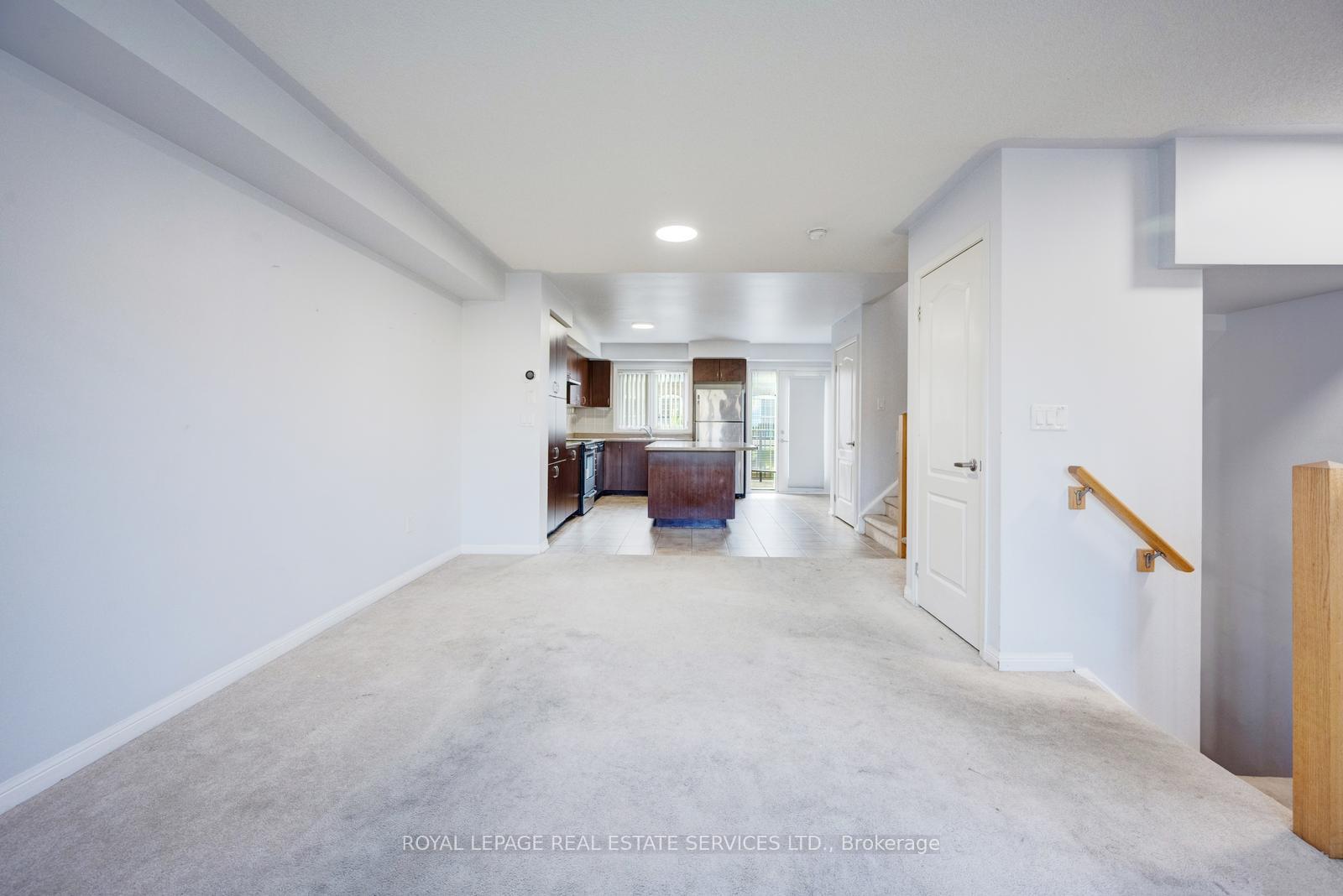 Photo 12 of Unit 7, 3185 Boxford Crescent, Mississauga, Churchill Meadows — HOMEH