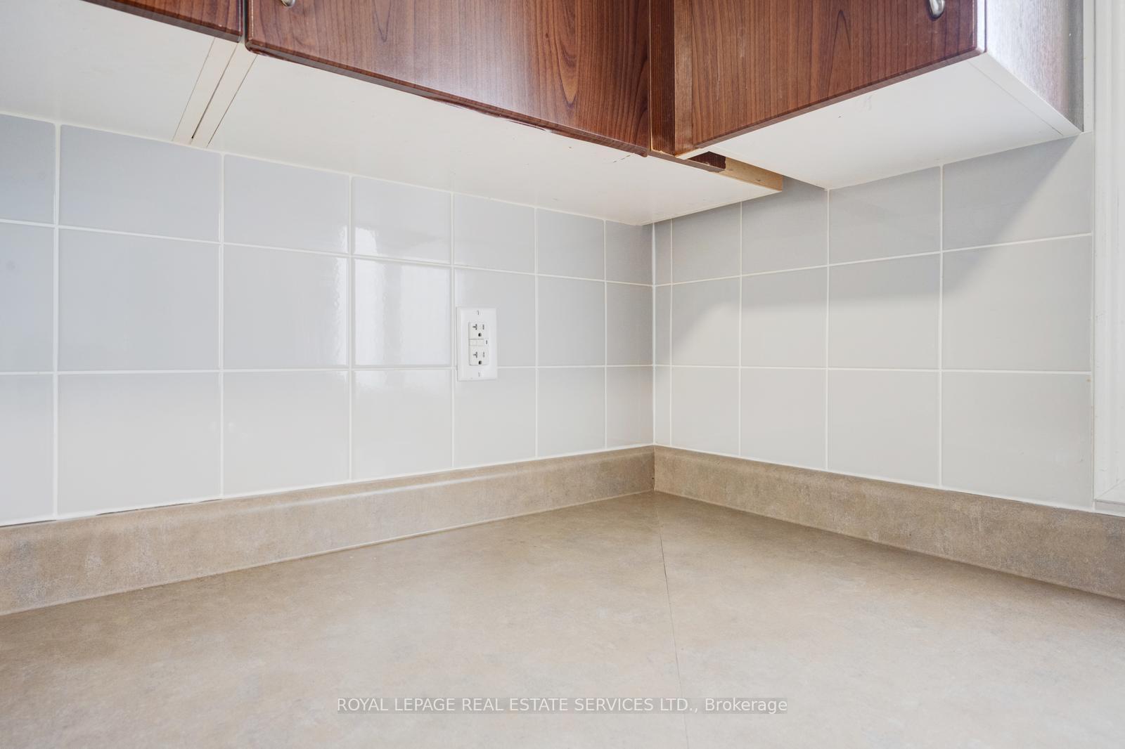 Photo 18 of Unit 7, 3185 Boxford Crescent, Mississauga, Churchill Meadows — HOMEH