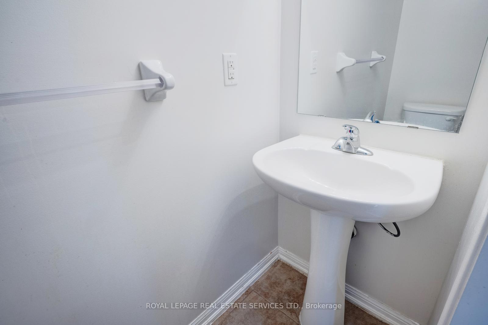 Photo 22 of Unit 7, 3185 Boxford Crescent, Mississauga, Churchill Meadows — HOMEH