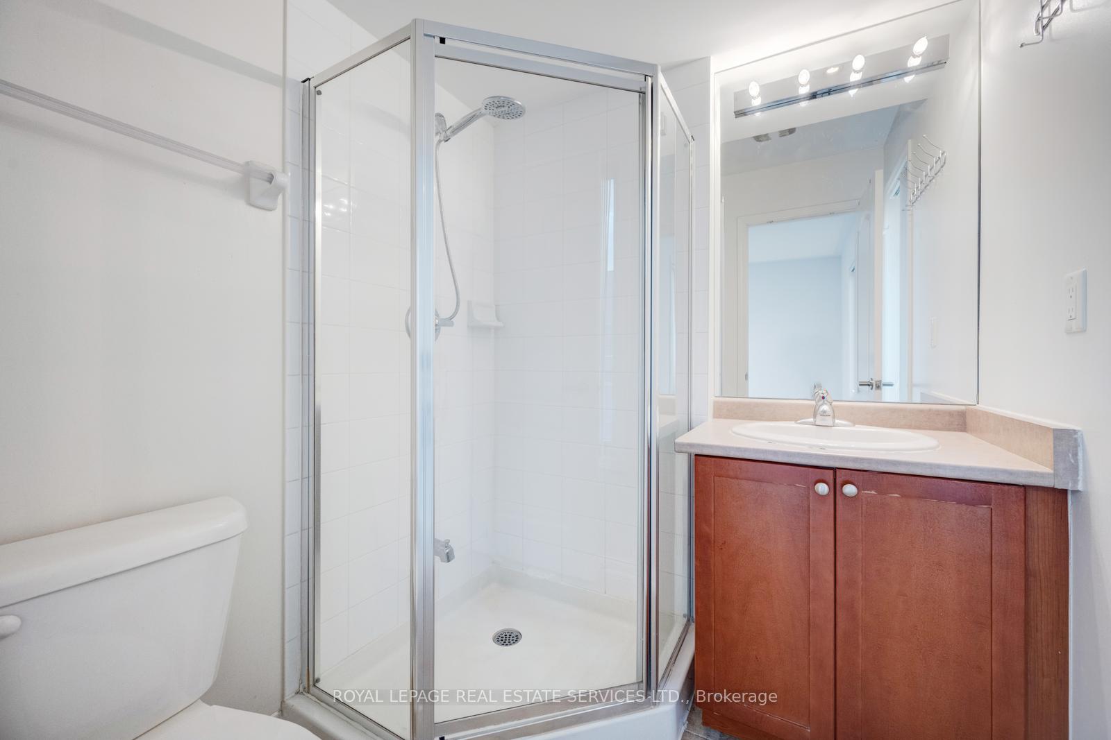 Photo 33 of Unit 7, 3185 Boxford Crescent, Mississauga, Churchill Meadows — HOMEH